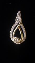 10K Diamond Cluster Tear Drop Pendant 2 Tone Yellow and White Gold 2.4g